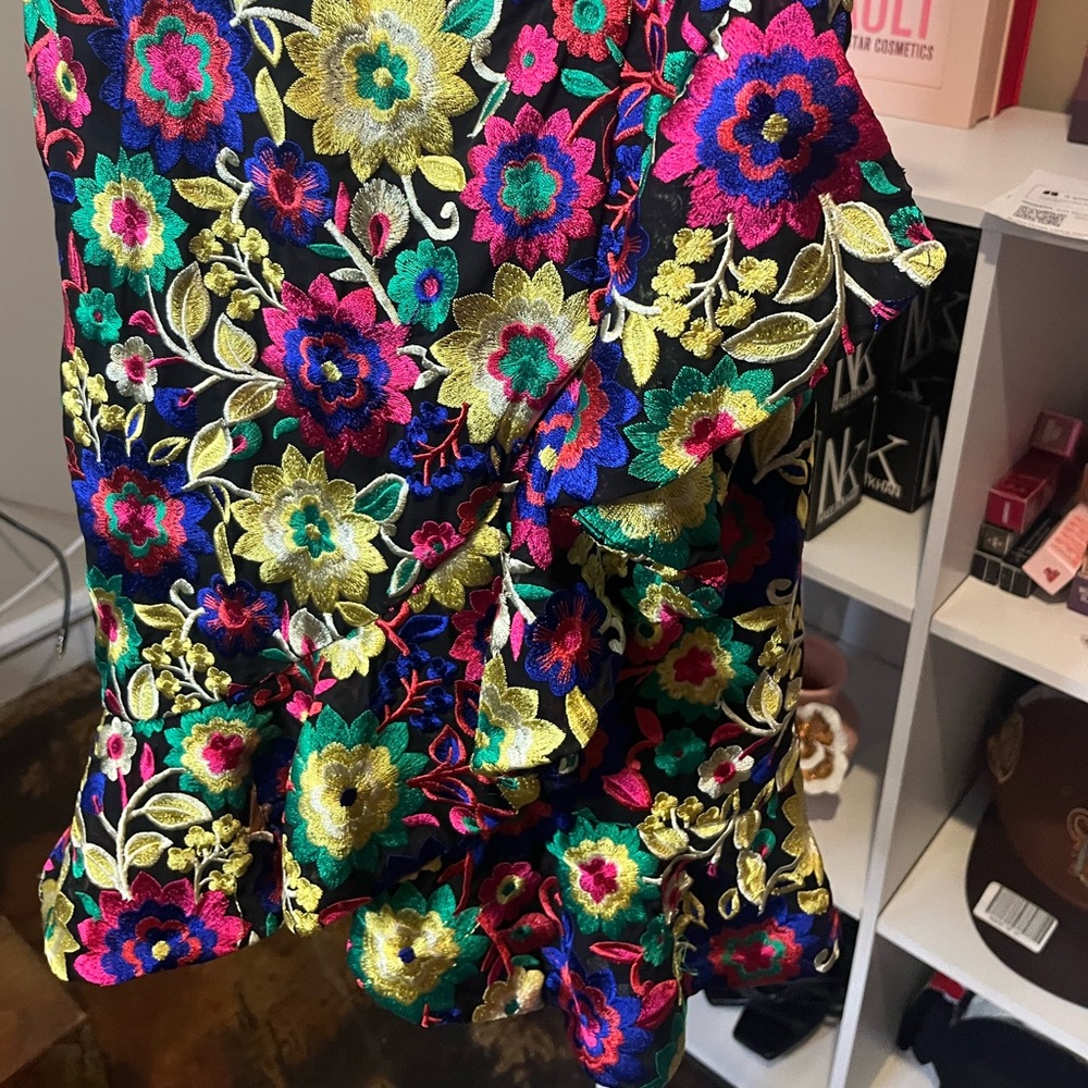 Women’s Small X by NBD Floral Embroidered Dress - Picture 7 of 7